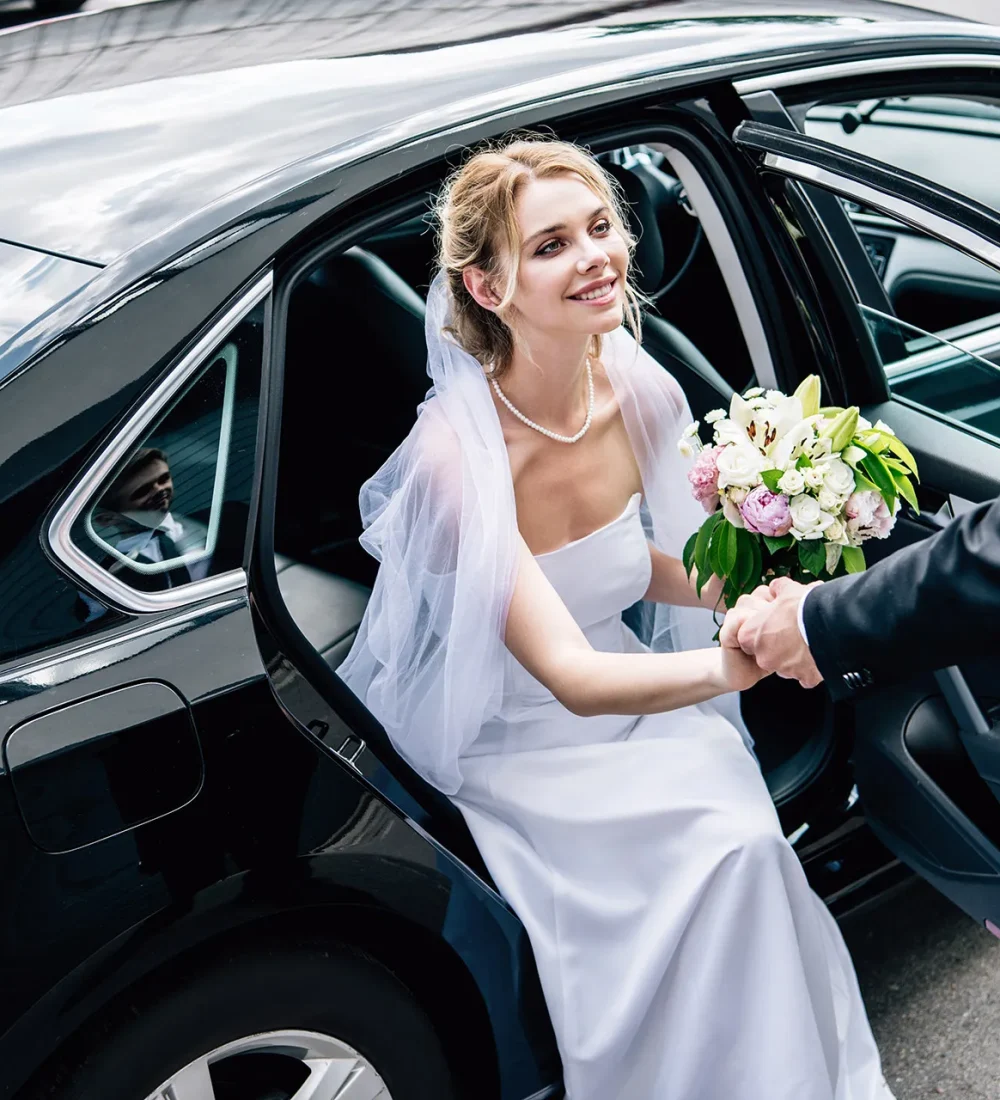 como-lake-driver-service-wedding.webp